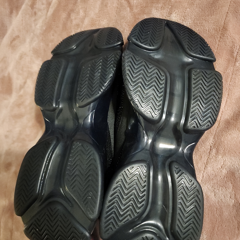 Black Sparkly Sneakers - Picture 4 of 4